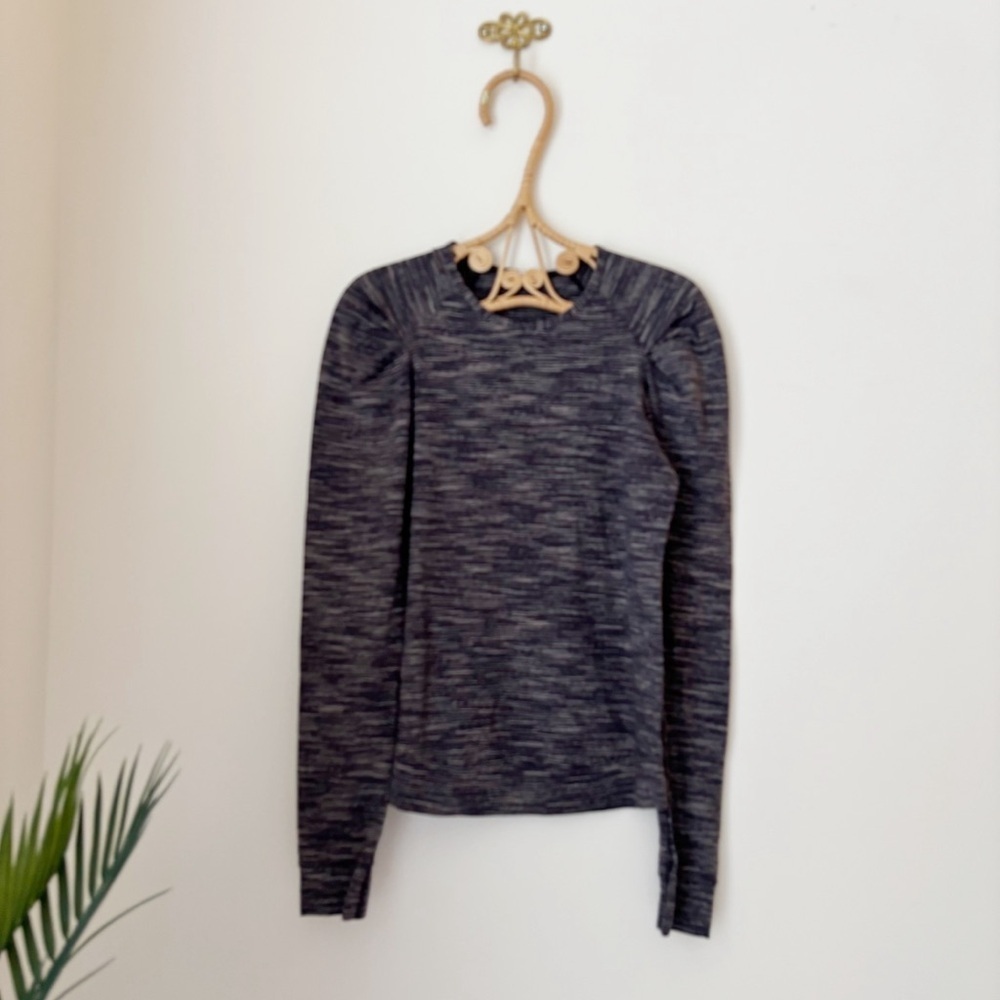 Lululemon We are from Space Dye Black Lab City Pullover Top Sz 6